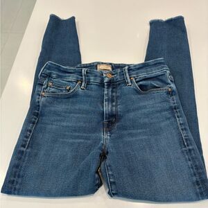 Mother The Looker Ankle Fray denim jeans raw hem
size 27